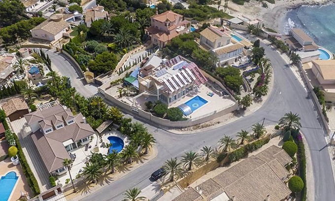 Coveta Fuma Villa | 250 m² Villa ∙ 4 bedrooms ∙ 4 guests