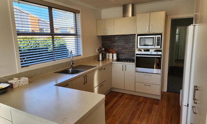 Roslyn Apartment | 253 on HIGHGATE