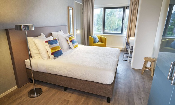 Slotervaart Apartment | 25m2 Studio | Near Amsterdam & Schiphol