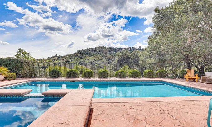 North Ridge House | 269 m² House ∙ 5 bedrooms ∙ 10 guests
