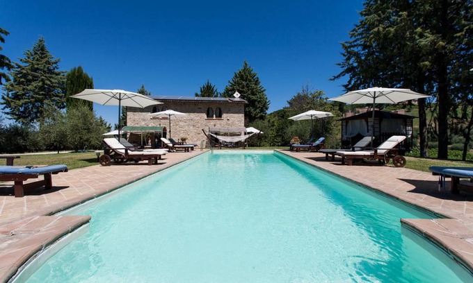 Ramazzano House | 270 m² House ∙ 5 bedrooms ∙ 18 guests