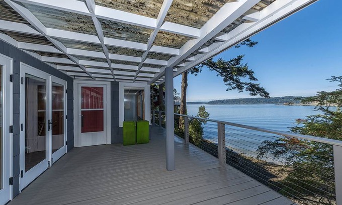 La Conner House | 270 m² House ∙ 3 bedrooms ∙ 11 guests