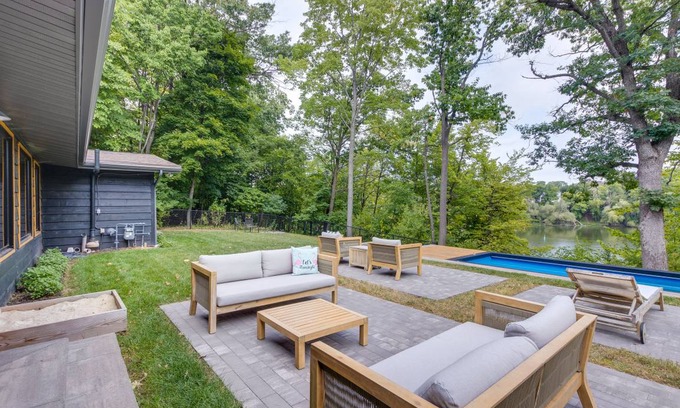 Appleton House | 278 m² House ∙ 3 bedrooms ∙ 8 guests
