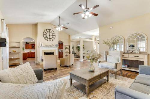 Brent House | 279 m² House ∙ 4 bedrooms ∙ 14 guests