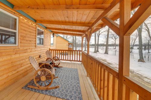 La Grange House | 28 Mi to Downtown Louisville Serene Farm Getaway