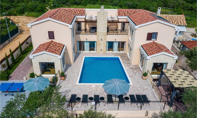 Sukosan House | 281 m² House ∙ 4 bedrooms ∙ 8 guests