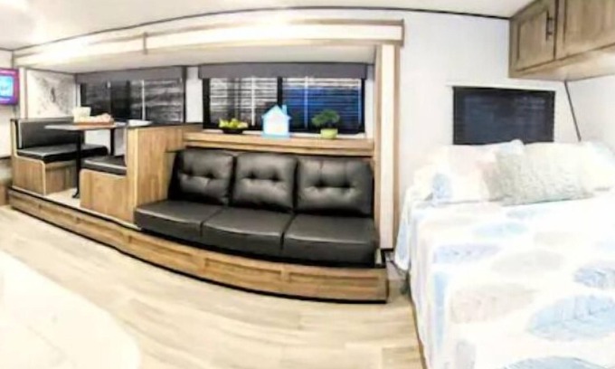 Tampa Apartment | #29 RV Tiny Tampa by Joyful Moments