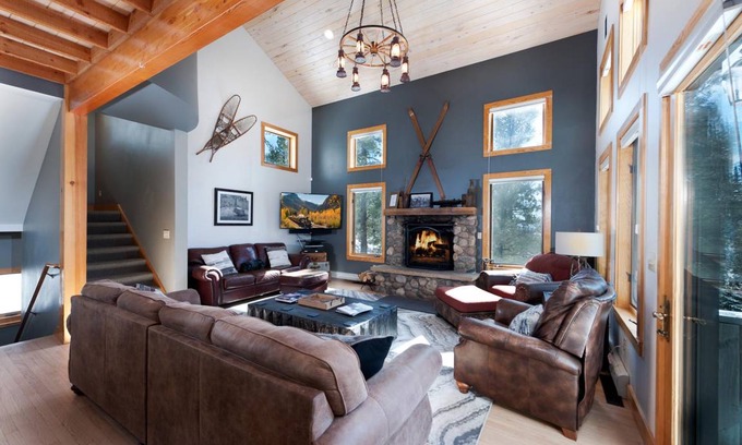 Columbine Lake House | 297 m² House ∙ 4 bedrooms ∙ 12 guests