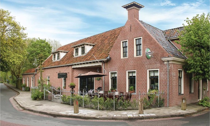 Visvliet House | 298 m² House ∙ 5 bedrooms ∙ 13 guests