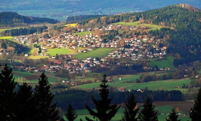 Rimbach Apartment | 29qm große FeWo für 2 Personen mit Balkon und herrlicher Aussicht