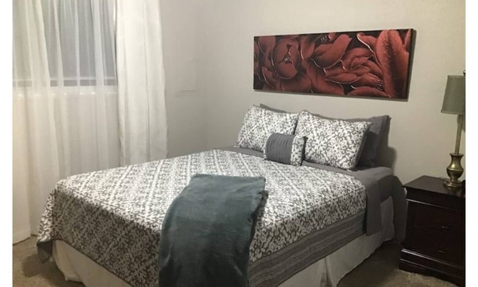 Tri-Cities Apartment | 2b/1b - 890sqft - (3507 - Unit A)