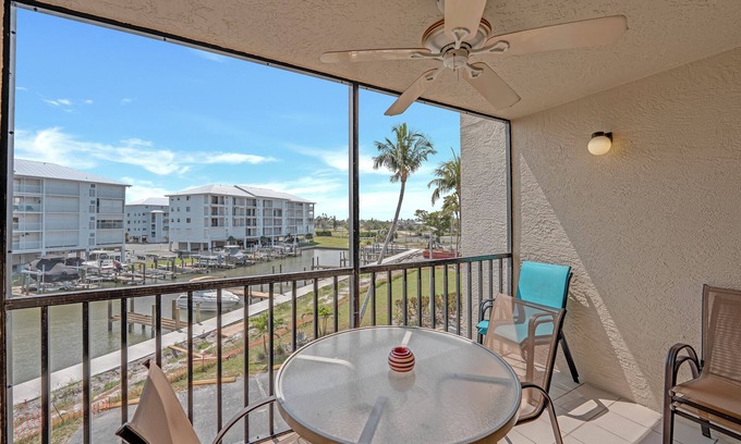 South Island Condo | 2B/2B ISLAND VACATION CONDO-RESORT POOL! WALK TO BEACH! SANTA MARIA 203