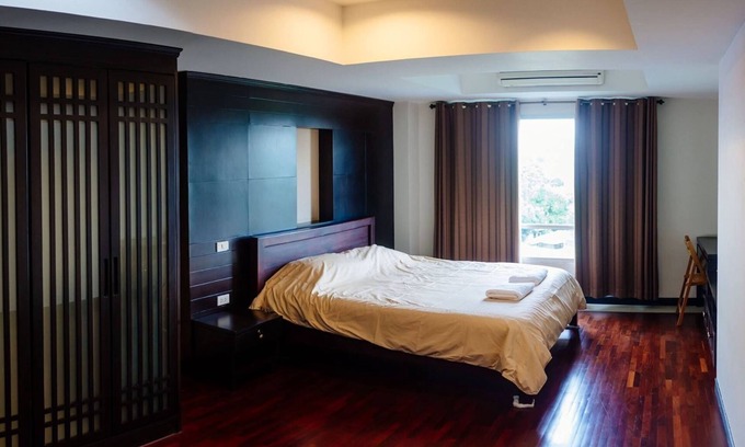 Phra Khanong Nuea Apartment | 2bedroom Apartment with Thai Style decor