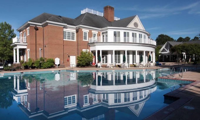 Williamsburg Apartment | 2BR/2 bath CLOSE to BUSCH GARDENS AND COLONIAL WILLIAMSBURG B unit