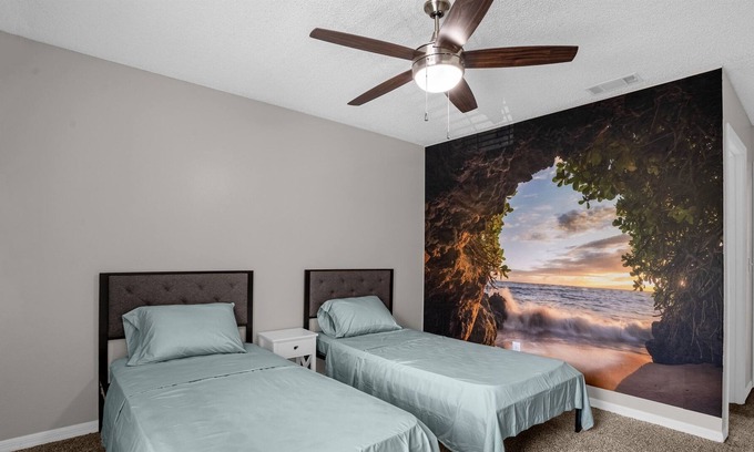 University House | |2BR|2BA Lagoon Oasis | Deluxe Retreat |Gym, Pool