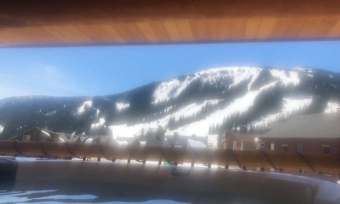 Okanagan-Similkameen Condo | 2br - Apex Condo - Outlaws Inn (5 minute walk to chairlifts at Apex ski)