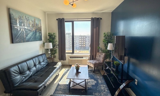 Elizabeth Apartment | 2BR apt next to EWR 3395