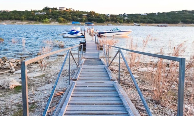 Highland Lake Estates Apartment | 2BR Condo w/Lake Access & Pool