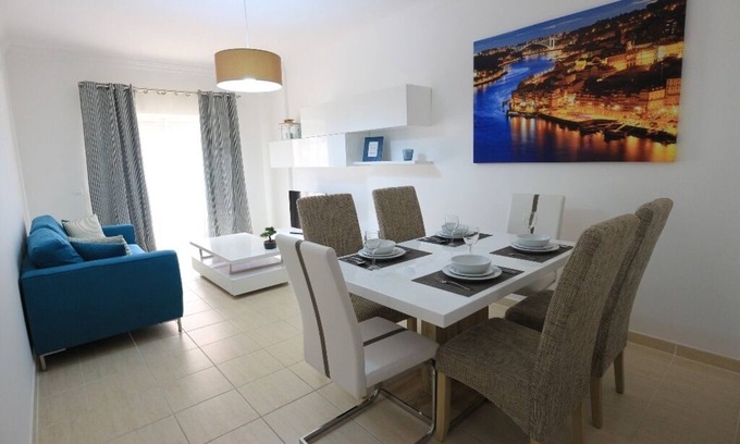 Vale de Parra Apartment | 2BR Encosta São José, Ground floor w/walkout patio to garden & pool, Gale beach
