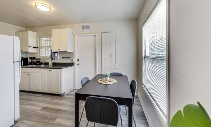 Berkeley Apartment | 2BR in Berkeley Near Campus!