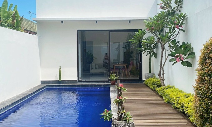 Drupadi Villa | ★ 2BR PRIVATE POOL BOUTIQUE VILLA - OBEROI | SEMINYAK ★