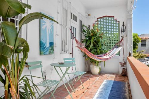 Parque Apartment | 2br w private roofdeck, steps to sand! GEN AC - 20 Up