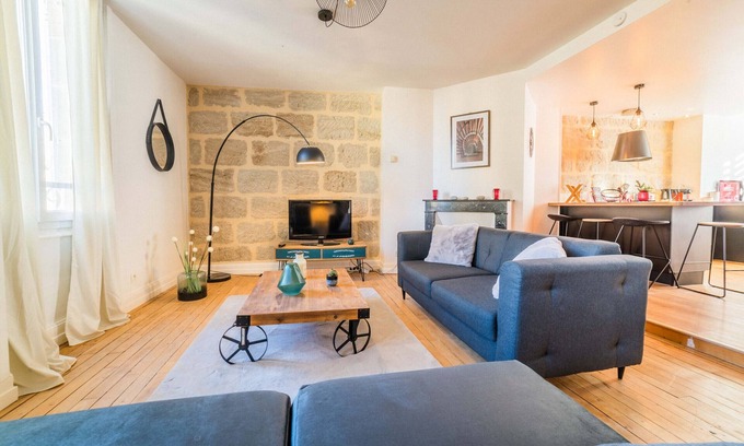 Brive-la-Gaillarde Apartment | 2EME ETAGE NOVEMBRE