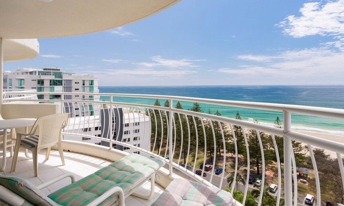 Burleigh Heads Apartment | 2nd Avenue Apartments - 13B