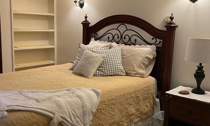 Rotterdam Junction Apartment | 2nd floor remodeled Farm house