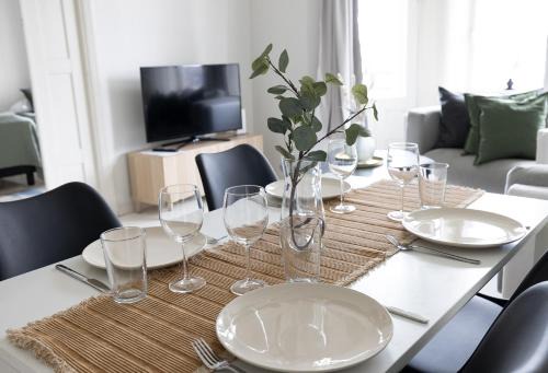 Kluuvi Apartment | 2ndhomes Central 2BR Apartment with Sauna & Balcony