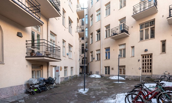 Punavuori Apartment | 2ndhomes Central and Modern 39m2 Home