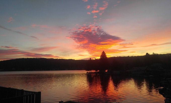 Lime Lake-Machias Cottage | 3 1/2 Bedroom 1 + 1/2 Bath Family Lakefront Cottage on Lime Lake Near E-ville
