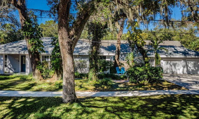 Safety Harbor House | 3/2 Home, Close to Downtown & the Bay