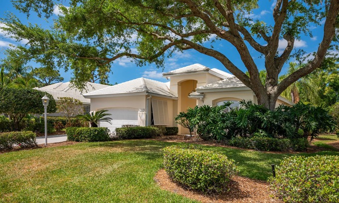 Braden River House | 3/2 University Park CC.Relax.Close to Beaches.w/Golf Cart.Updated in 2025!nnnnn
