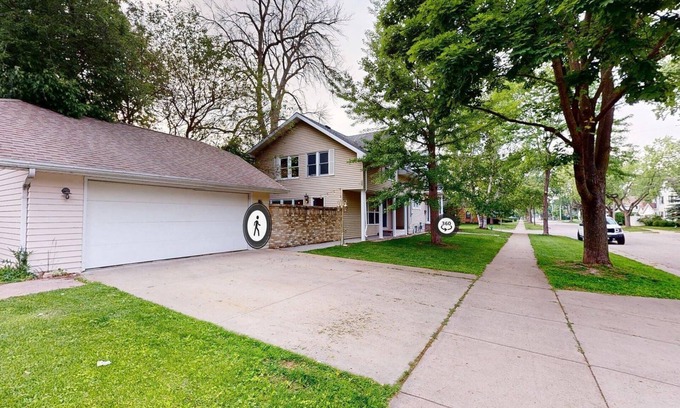 Appleton House | 3,500sqft. Buffalo Mansion