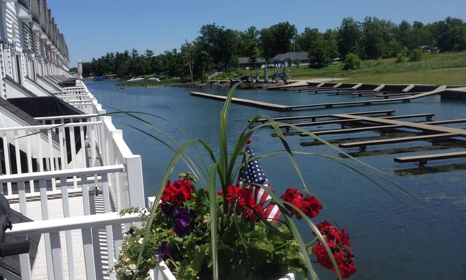 Alexandria Bay House | 3 Bdrm, 2 Bath Luxury Waterfront Villa With Boathouse Fishing & Boating Paradise