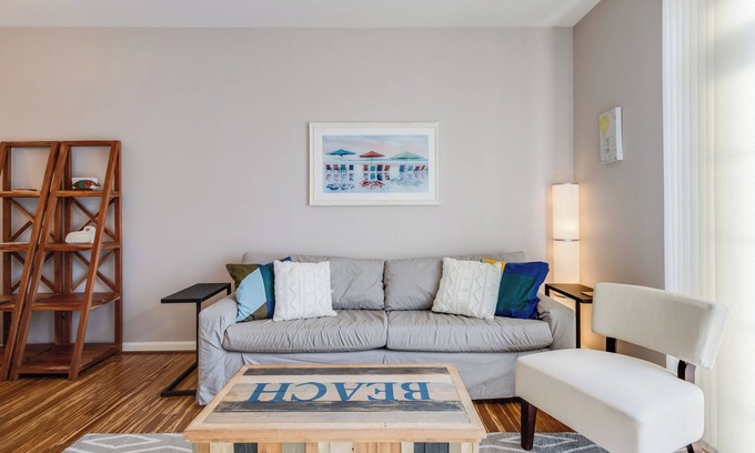 The Glade Condo | 3-bdrm condo in Rehoboth Beach: close to beach & outlets, fitness room, pool.