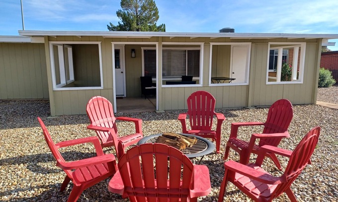 Sierra Vista House | 3-bdrm vacation home 28 minutes from Historic Tombstone, the Yellow Door awaits!