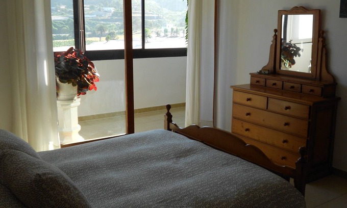Bajamar House | 3 BEDROOM FAMILY HOUSE IN BAJAMAR, SAN CRISTOBAL DE LA LAGUNA,