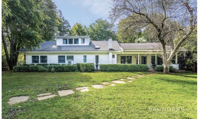 Shelter Island Heights House | 3 bed 2 bath Upstairs of house is not for rent
