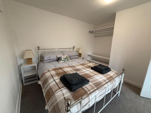 Bicester House | 3-Bed Cherry Cottage - Walk to Bicester Village