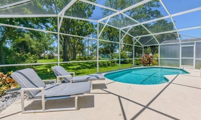 Chatham Park House | 3 Bed Home, Close to Disney, some pets considered, 4904