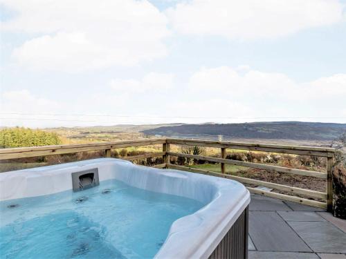Llanbedr-y-cennin House | 3 Bed in Conwy 85844