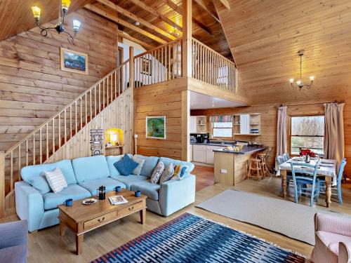 Torlundy House | 3 Bed in Fort William 95783