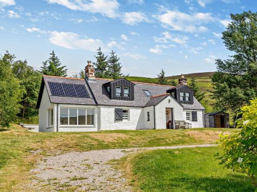Kildonan House | 3 bed in Helmsdale SU192