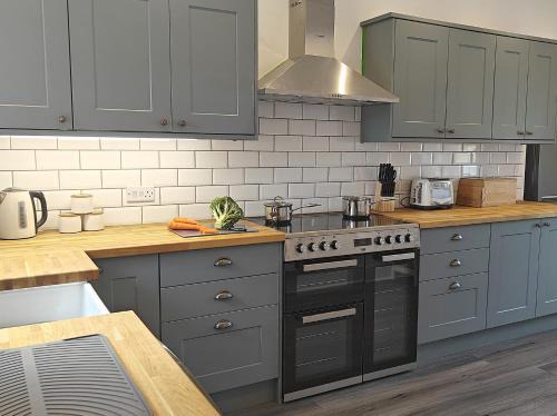 Brecon House | 3 Bed in Penoyre 96240
