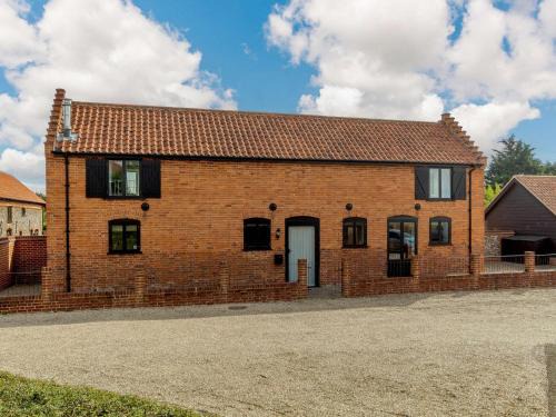 Knodishall House | 3 Bed in Saxmudham 89691