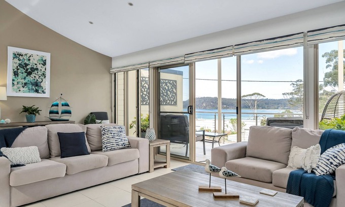 Denhams Beach House | 3-Bed with Beach Views and Entertainment Area