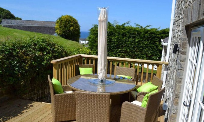 Aberaeron Cottage | 3 bedroom accommodation in Gilfach-Yr-Halen