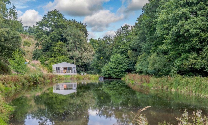 Christchurch Cottage | 3 bedroom accommodation in Oakford, near Tiverton